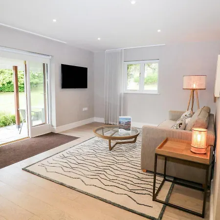 Willowbank Retreat *